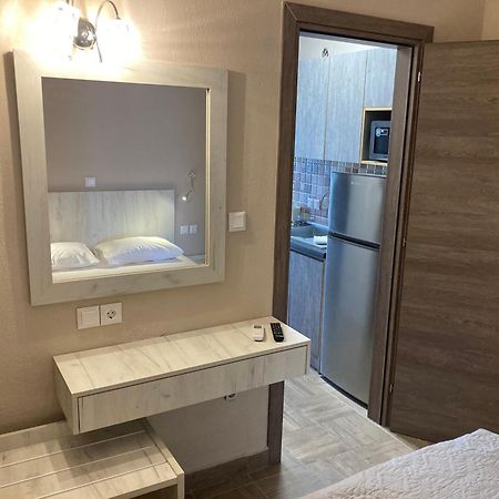 Thealos Rooms Vourvourou Buitenkant foto